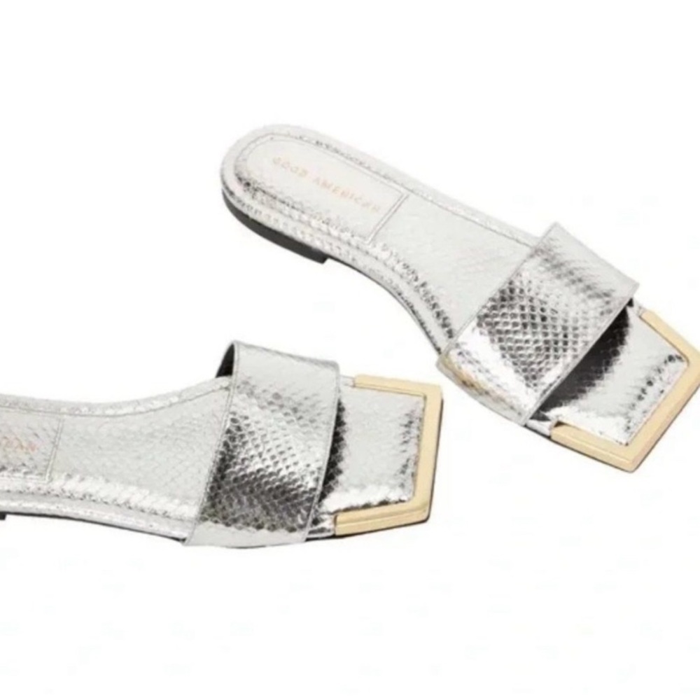 Good American Silver Snake Standout Slide Size 7.5